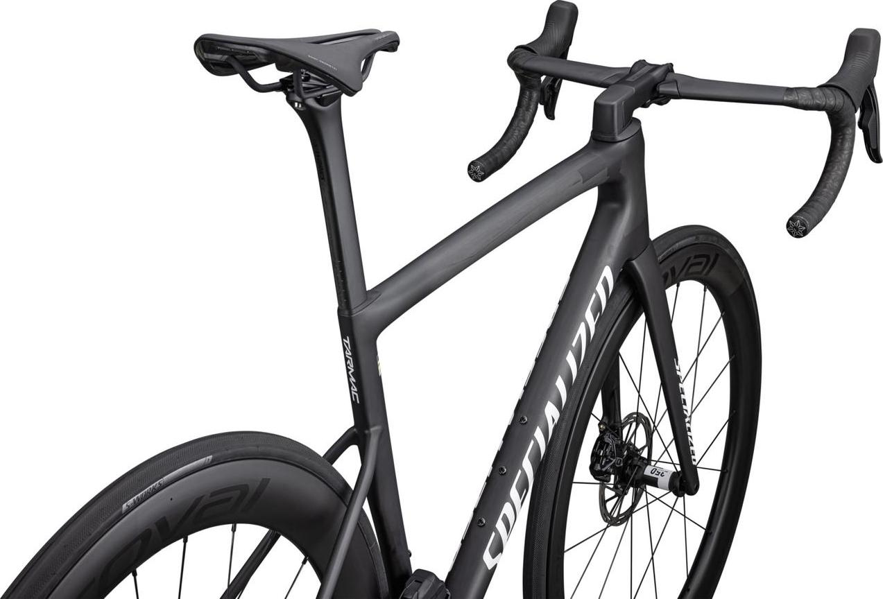 Tarmac SL8 Pro – SRAM Force eTap AXS (Satin Carbon Metallic White Silver)