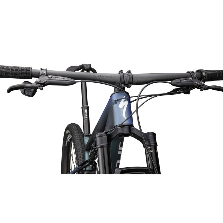 EPIC 8 PRO CARB/METSPHR/METWHTSIL L
