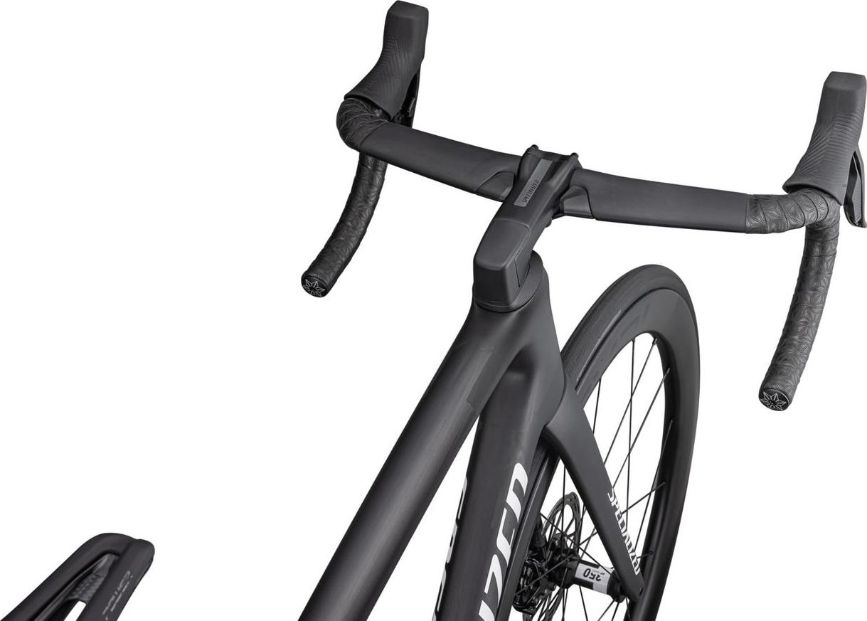 Tarmac SL8 Pro – SRAM Force eTap AXS (Satin Carbon Metallic White Silver)