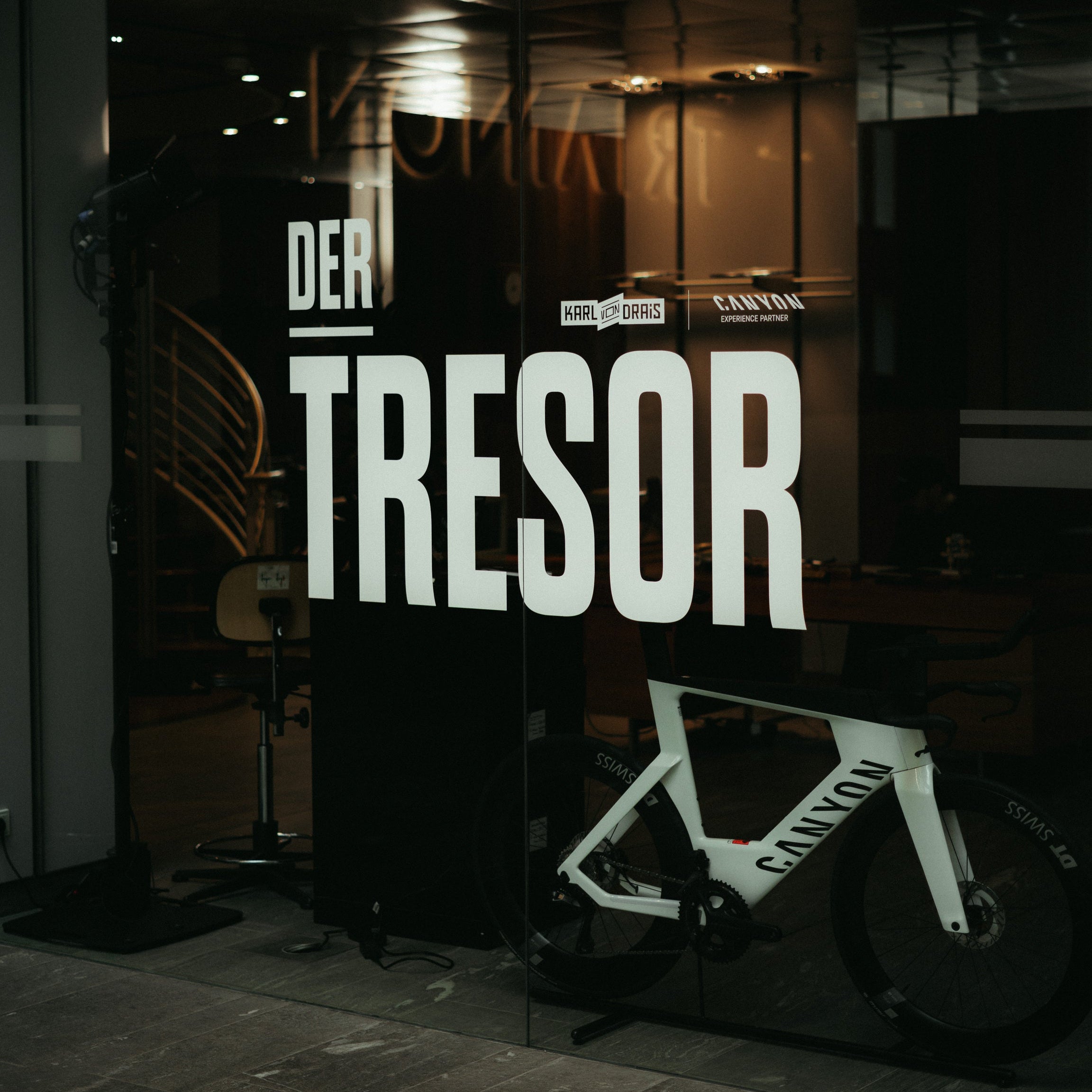 Canyon x KarlvonDrais: Neuer Pop-Up-Store im Frankfurter Bankenviertel