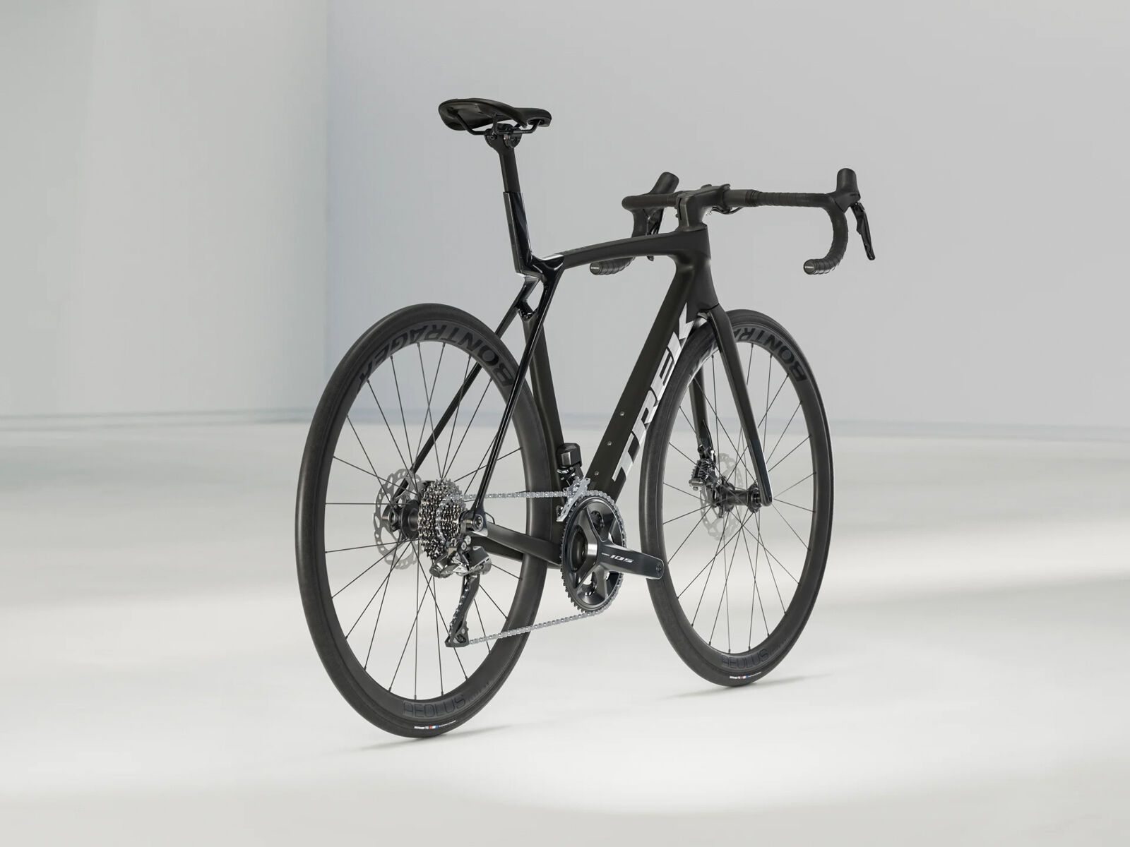 Madone SL 6 AXS Gen 8 (Matte Dark Web)